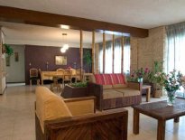  Suites 
